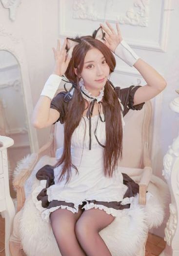 26岁的女高中生
