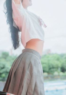 秋月爱莉在线观看